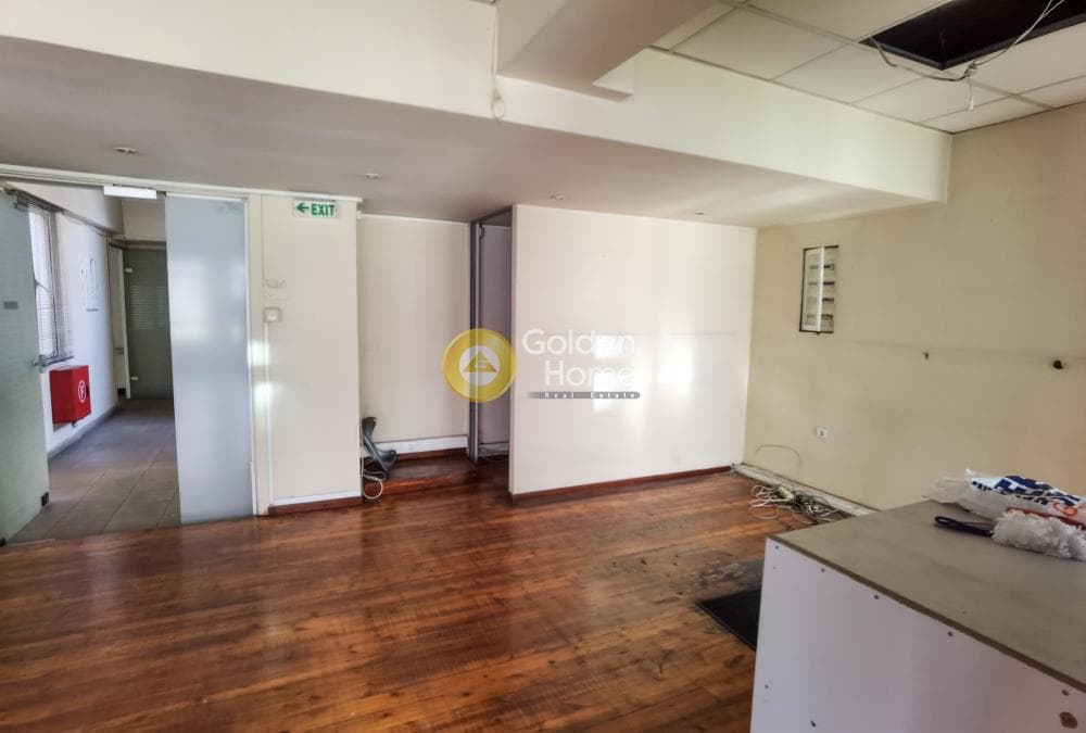 Office in Diilistiria, Piraeus — Photo 7 of 23