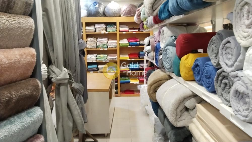 Retail Store in Diilistiria, Piraeus — Photo 6 of 15