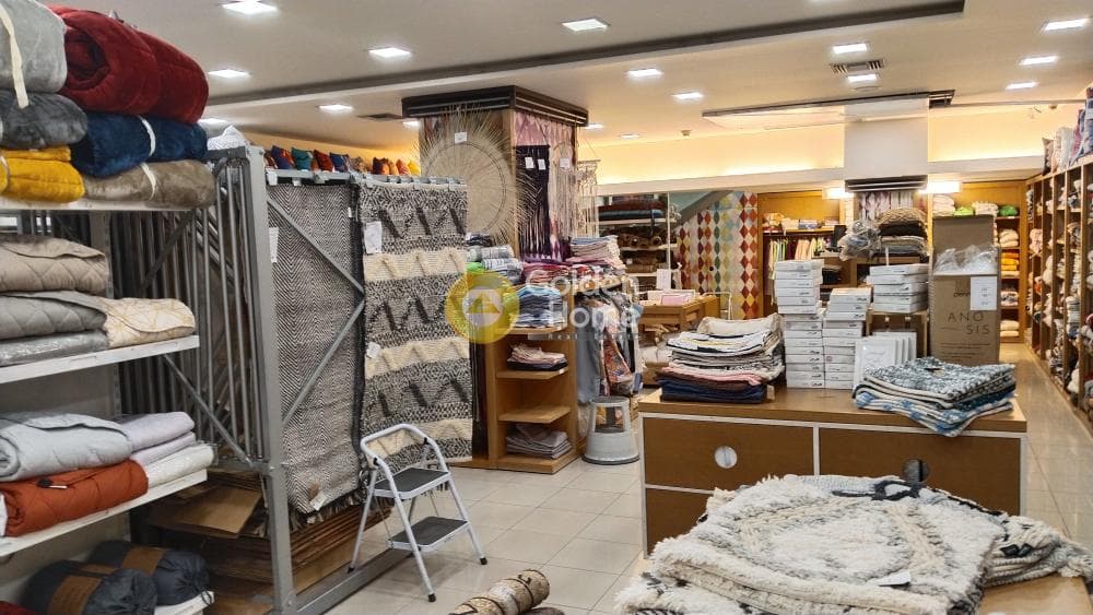 Retail Store in Diilistiria, Piraeus — Photo 4 of 15