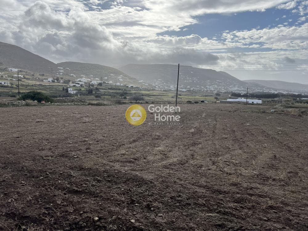 Parcel in Kalami, Paros — Photo 3 of 3