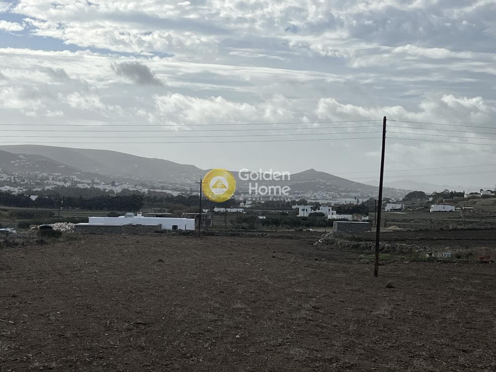 Parcel in Kalami, Paros — Photo 1 of 3