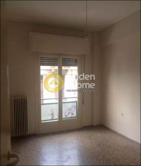 Apartment in Evaggelistria, Piraeus — Photo 4 of 6
