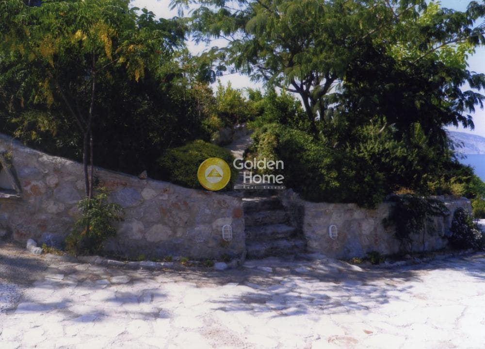 House in Saronida, Poros — Photo 15 of 29