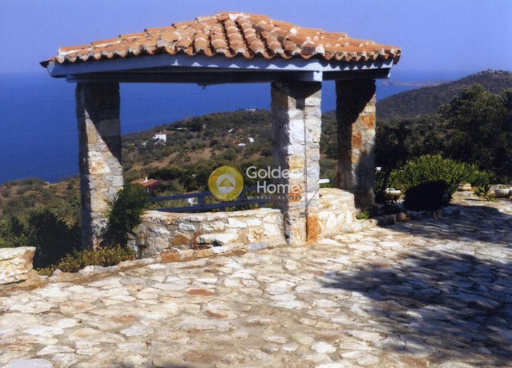 House in Saronida, Poros — Photo 19 of 29