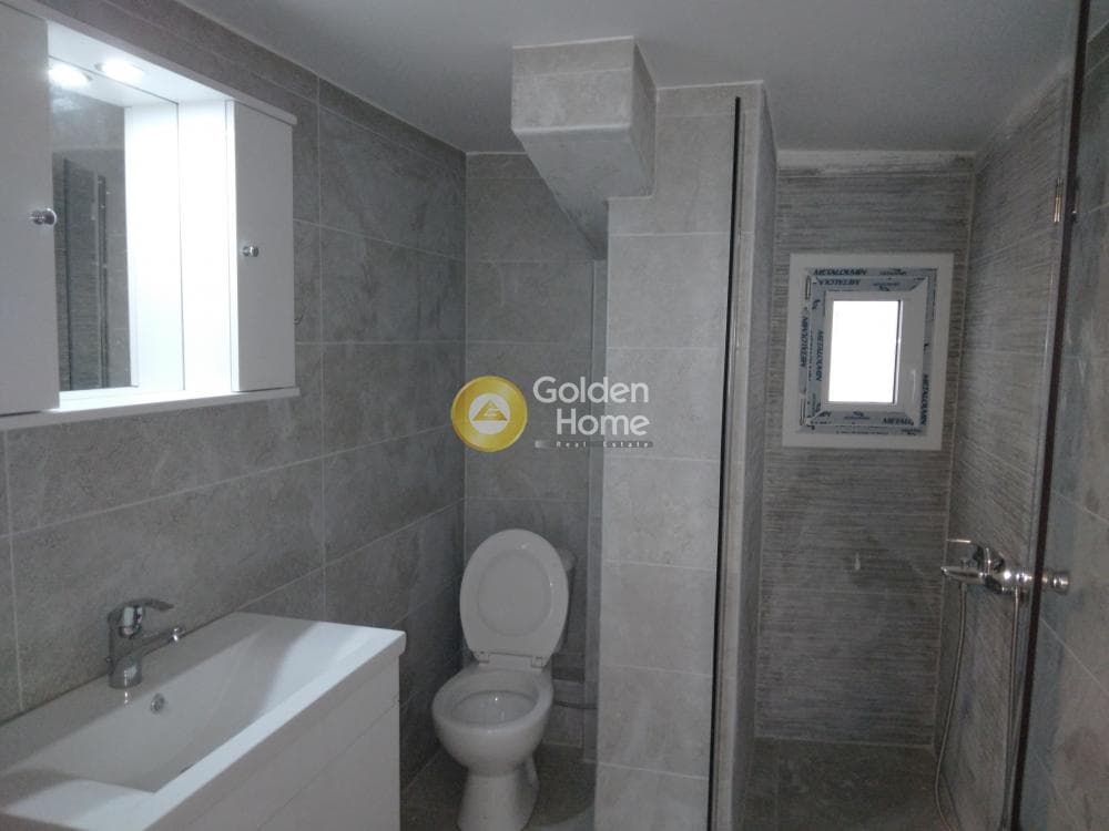 Apartment in Agios Ioannis Chrisostomos, Nikaia — Photo 15 of 17