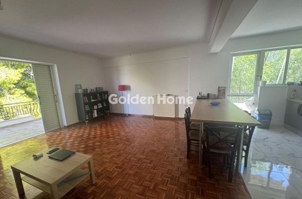 Apartment in Ampelakia, Alimos — Photo 1 of 16