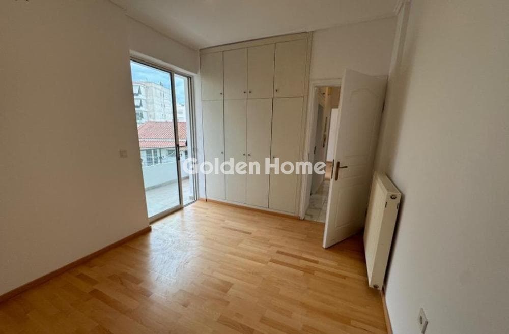 Apartment in Ampelakia, Alimos — Photo 13 of 16