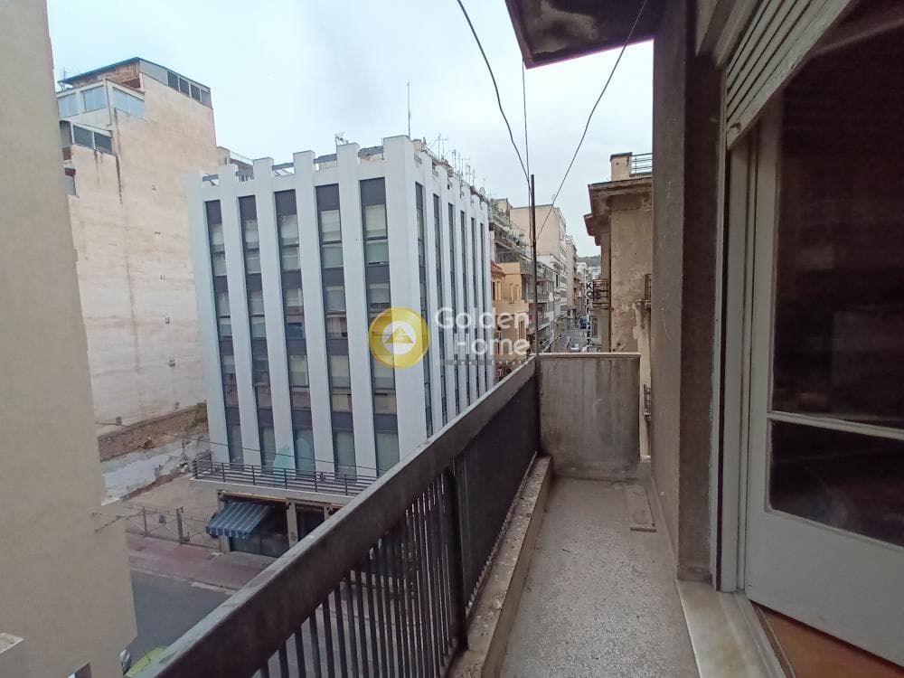 Apartment in Platia Koumoundourou, Kentro — Photo 10 of 16