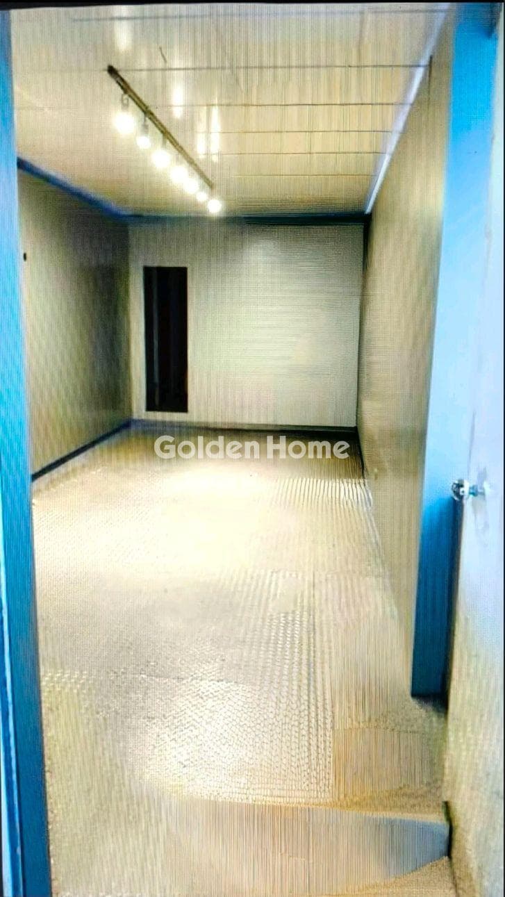 Retail Store in Labrini, Galatsi — Photo 5 of 5