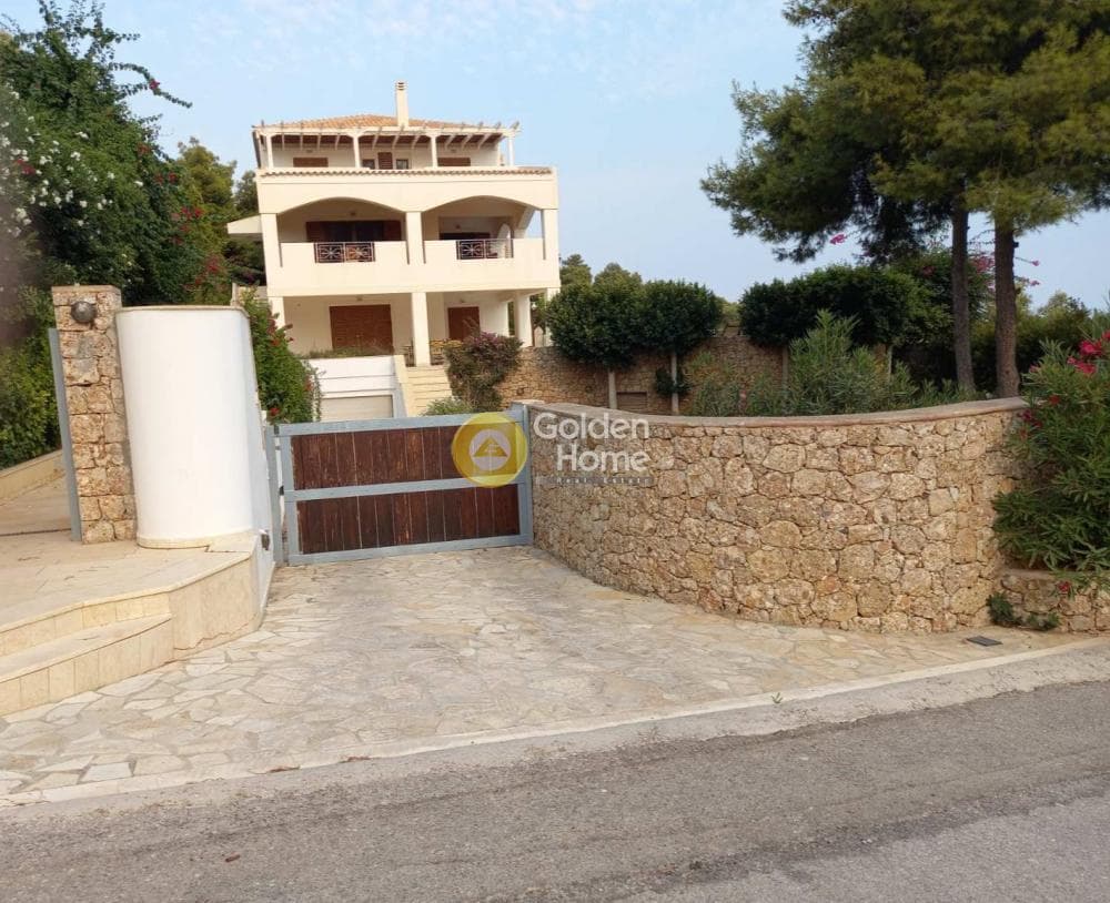 House in Kosta, Spetses — Photo 12 of 34