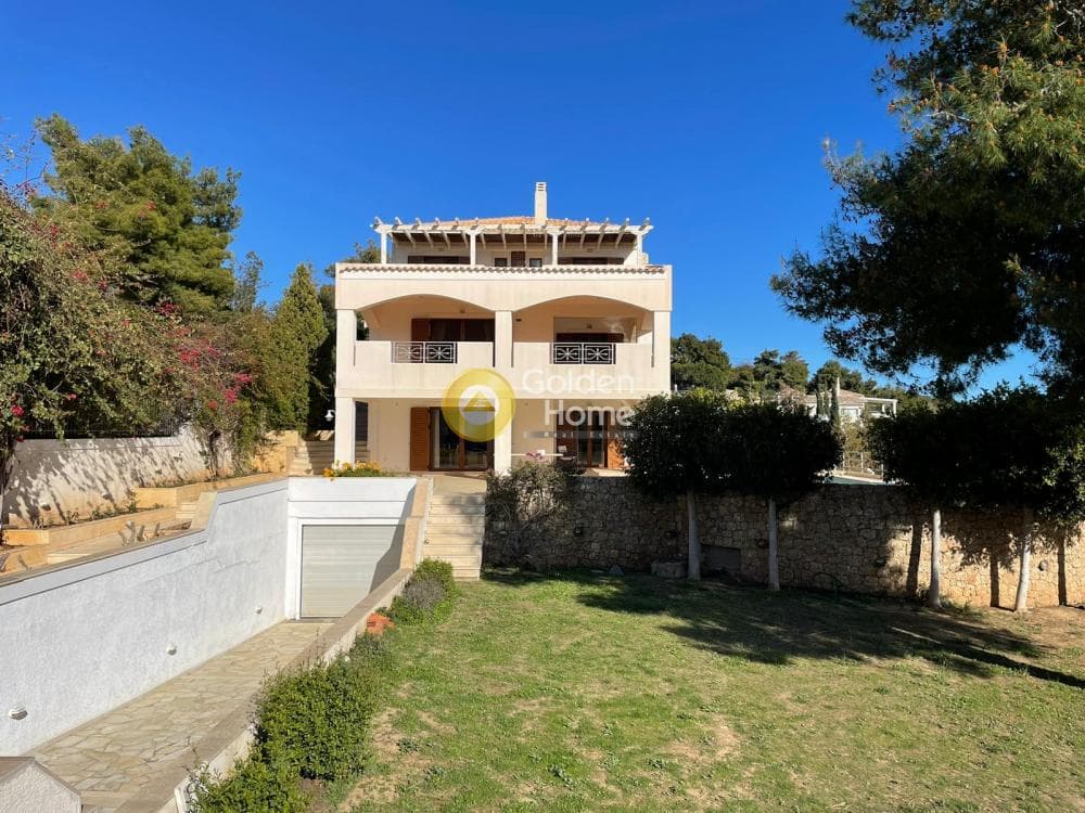House in Kosta, Spetses — Photo 1 of 34