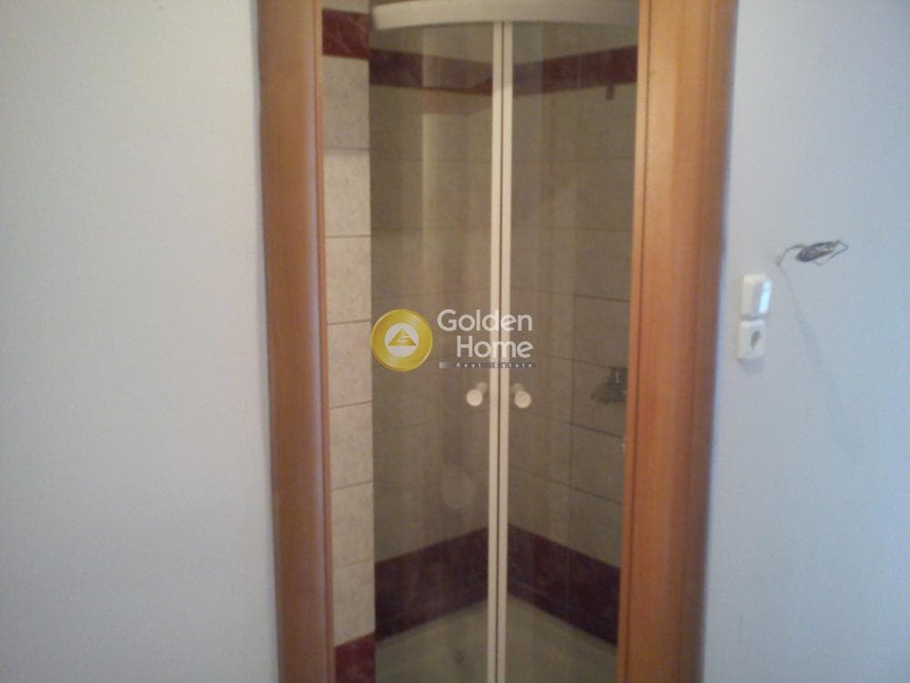 Apartment in Aspra Chomata, Nikaia — Photo 7 of 8