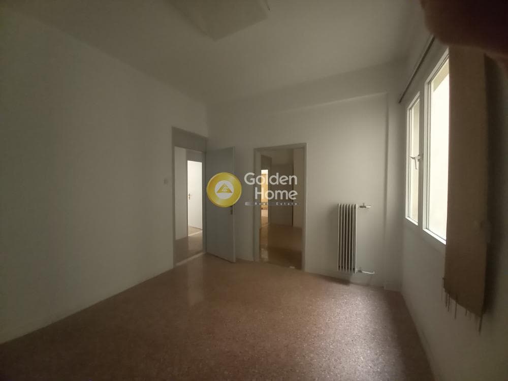 Office in Terpsithea, Piraeus — Photo 3 of 16