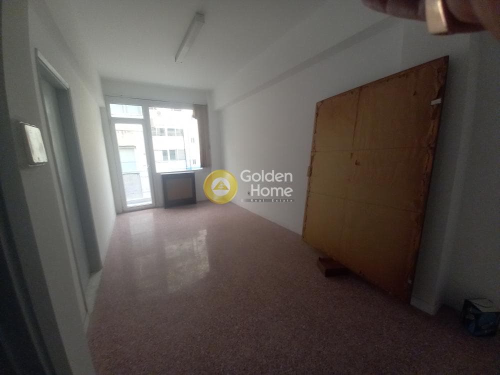 Office in Terpsithea, Piraeus — Photo 13 of 16