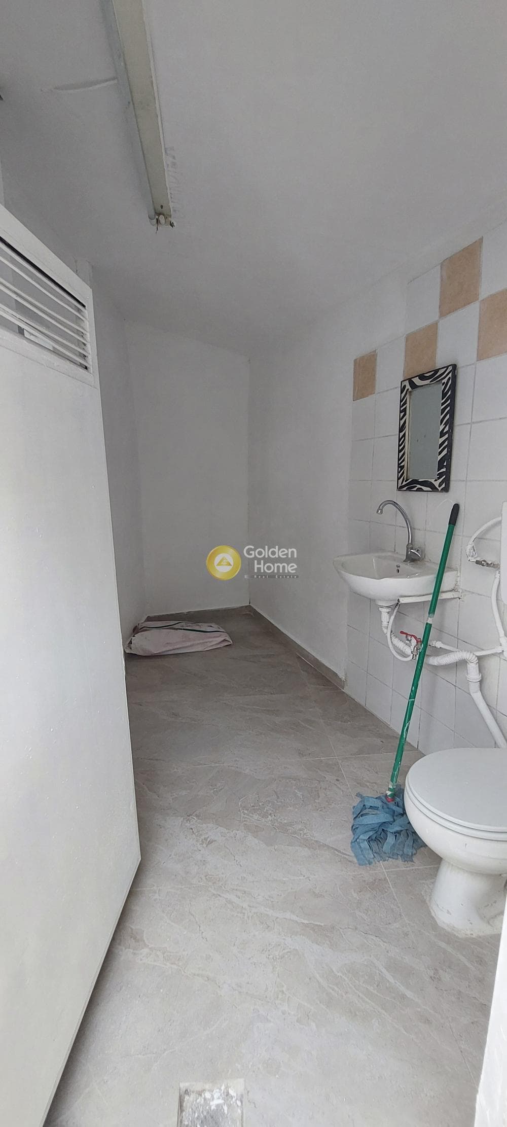 Retail Store in Agios Ioannis, Neos Kosmos — Photo 5 of 8