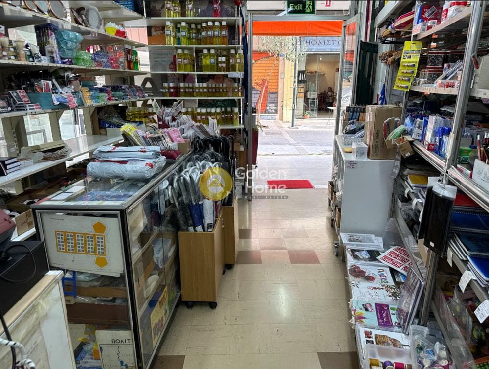Retail Store in Plateia Iroon, Historic Center — Photo 2 of 5
