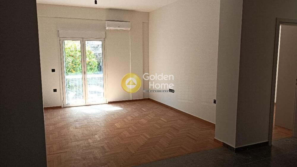 Apartment in Pigada, Piraeus — Photo 2 of 16
