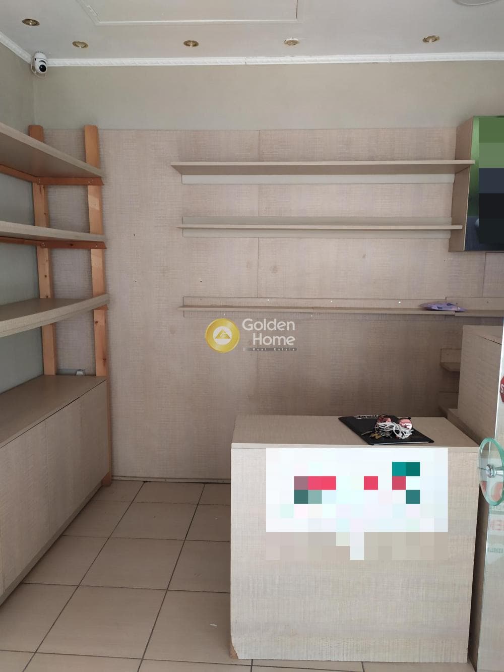 Retail Store in Plateia Davaki, Kalithea — Photo 1 of 3