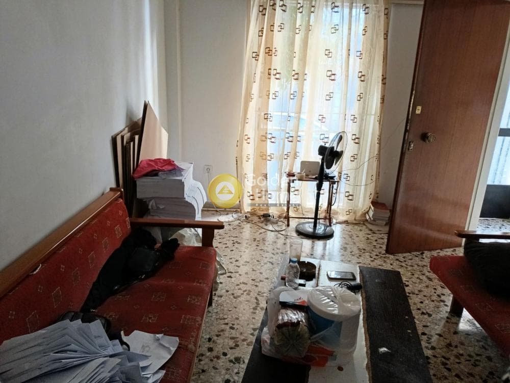 Apartment in Agios Ioannis Chrisostomos, Nikaia — Photo 4 of 4