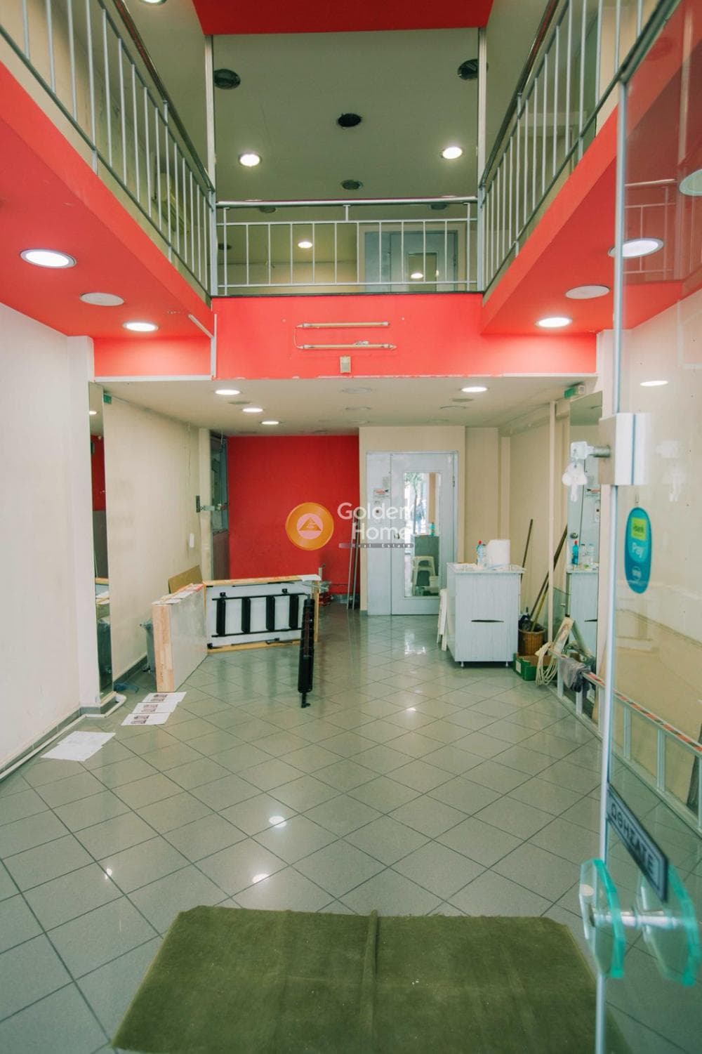 Retail Store in Ipsila Alonia, Patra — Photo 3 of 14