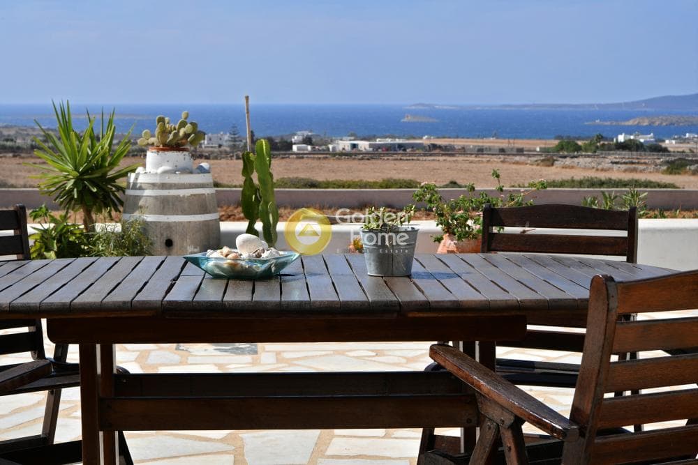 House in Kamari, Paros — Photo 37 of 38