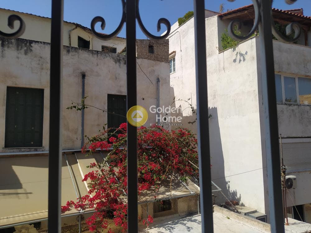 Apartment in Psirri, Historic Center — Photo 1 of 6
