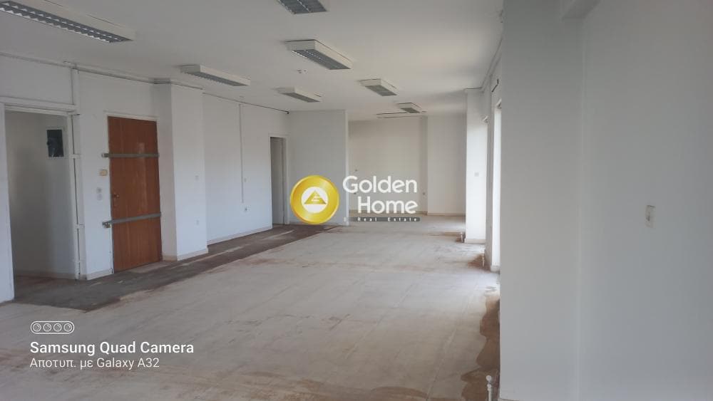 Office in Agia Sofia, Piraeus — Photo 1 of 11