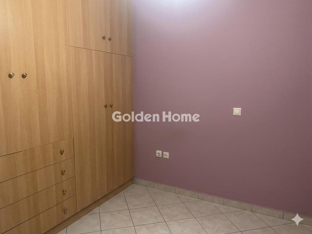 House in Filakes - Athlitiko Kentro, Koridallos — Photo 3 of 15