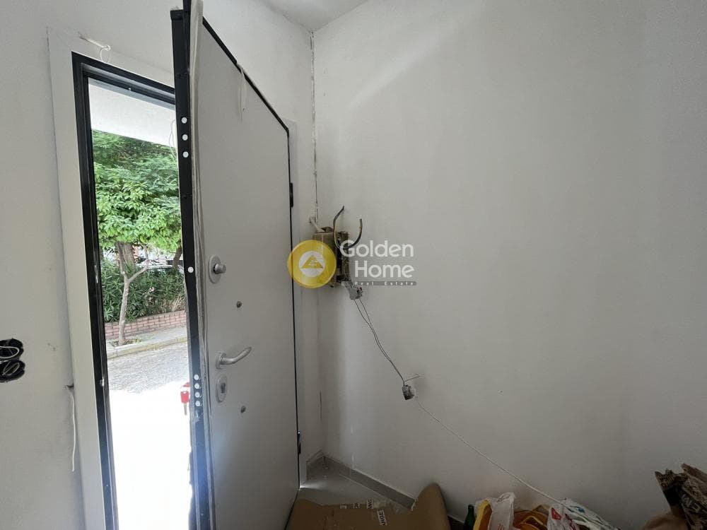 Apartment in Agios Ioannis Chrisostomos, Nikaia — Photo 6 of 12