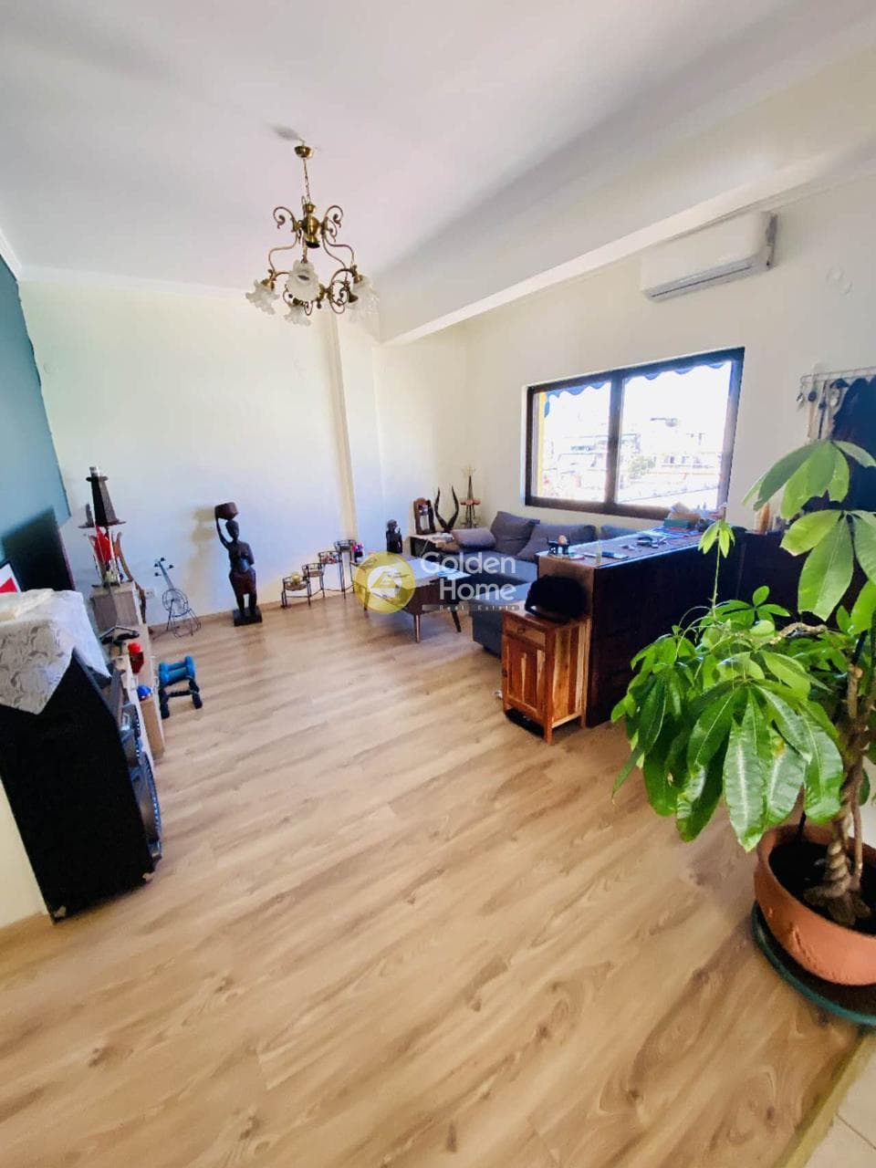 Apartment in Evgenia, Keratsini — Photo 2 of 10