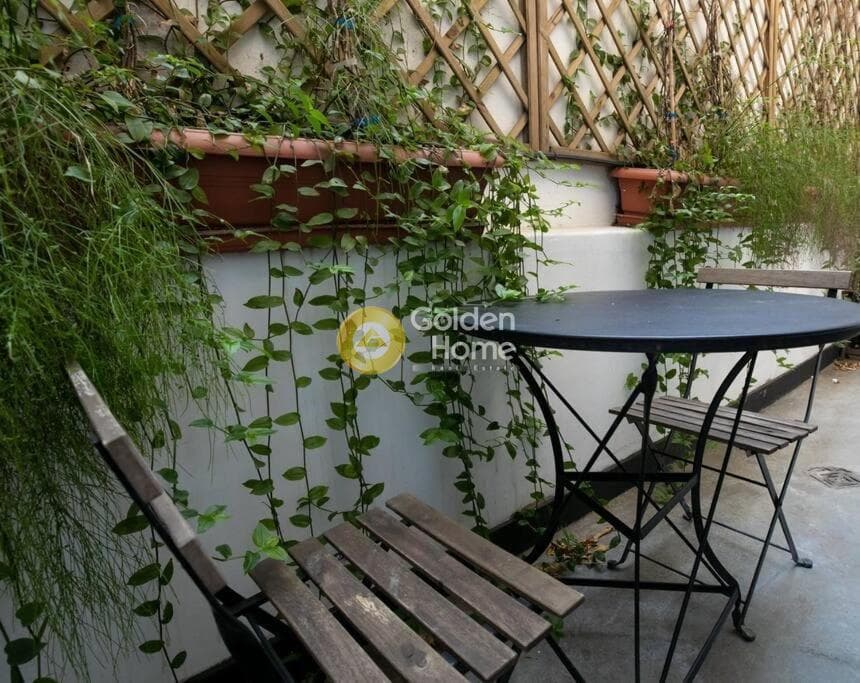 Apartment in Elia, Historic Center — Photo 1 of 11