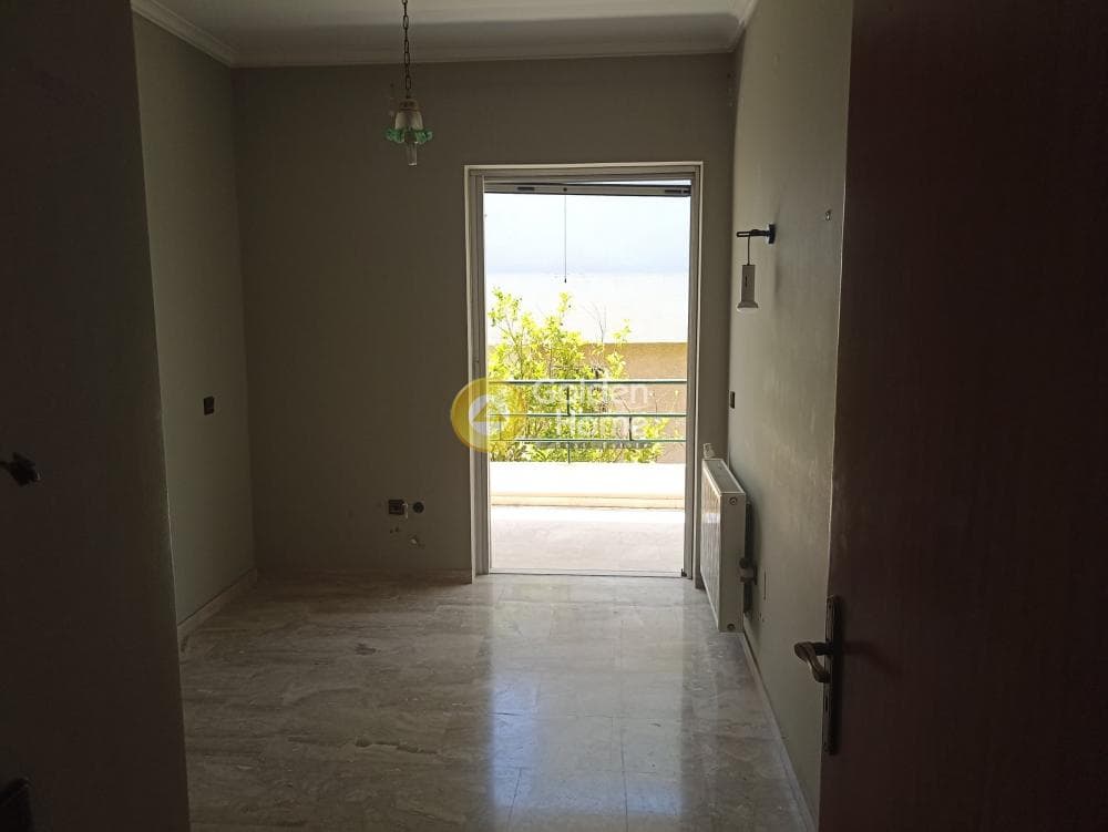 House in Aiantio, Salamina — Photo 11 of 14