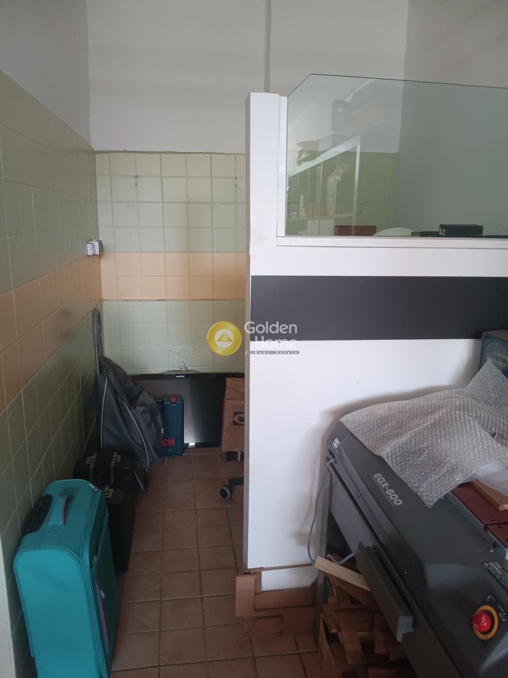 Retail Store in Plateia Davaki, Kalithea — Photo 12 of 12