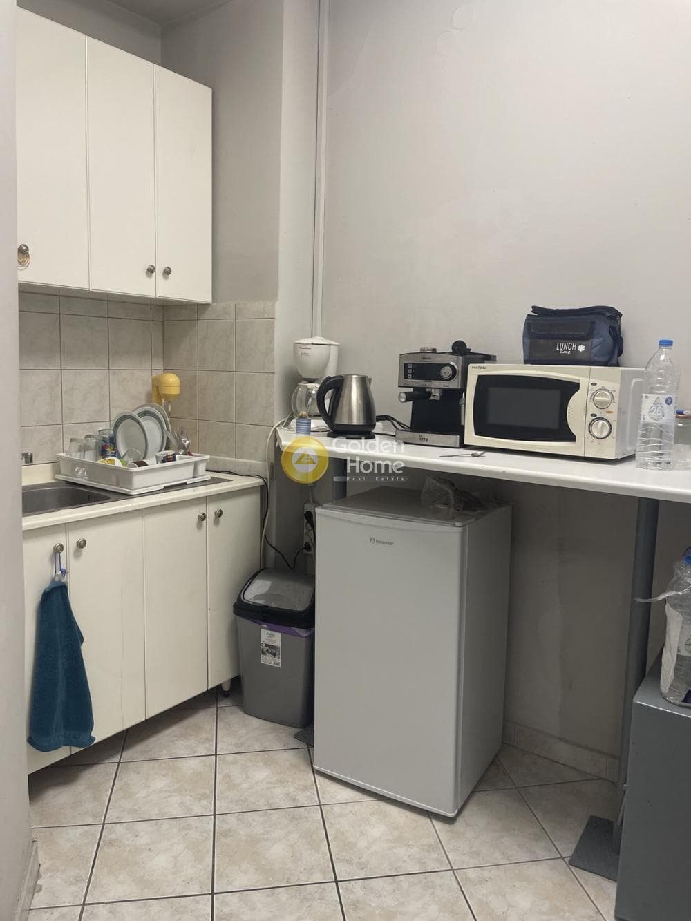 Office in Terpsithea, Piraeus — Photo 8 of 10