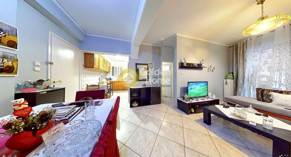 Apartment in Agios Georgios, Keratsini — Photo 2 of 17