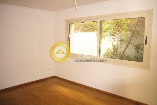 House in Center, Stamata — Photo 3 of 10