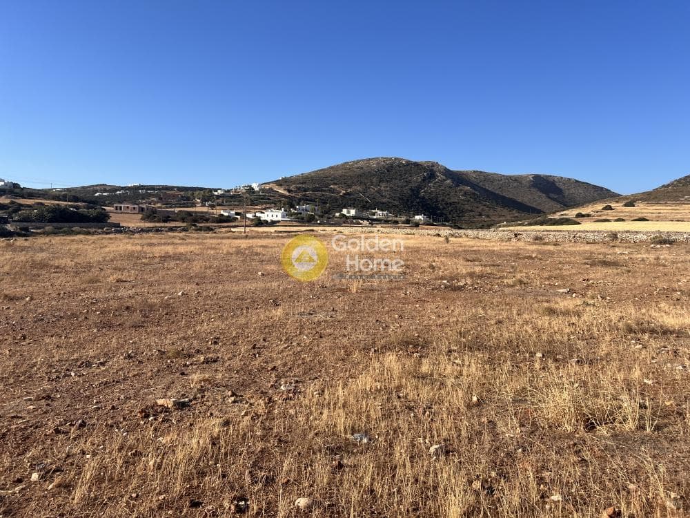 Parcel in Agios Andreas, Paros