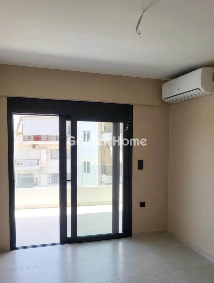 House in Rouf, Tavros — Photo 3 of 12
