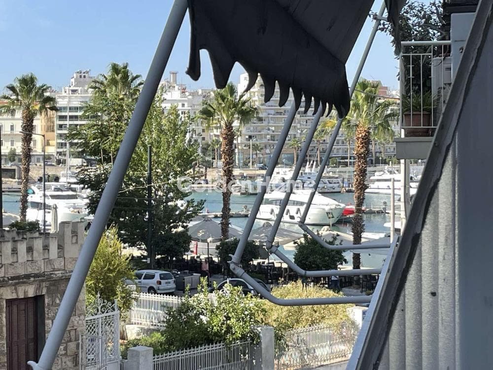 Apartment in Stavros, Piraeus — Photo 1 of 6