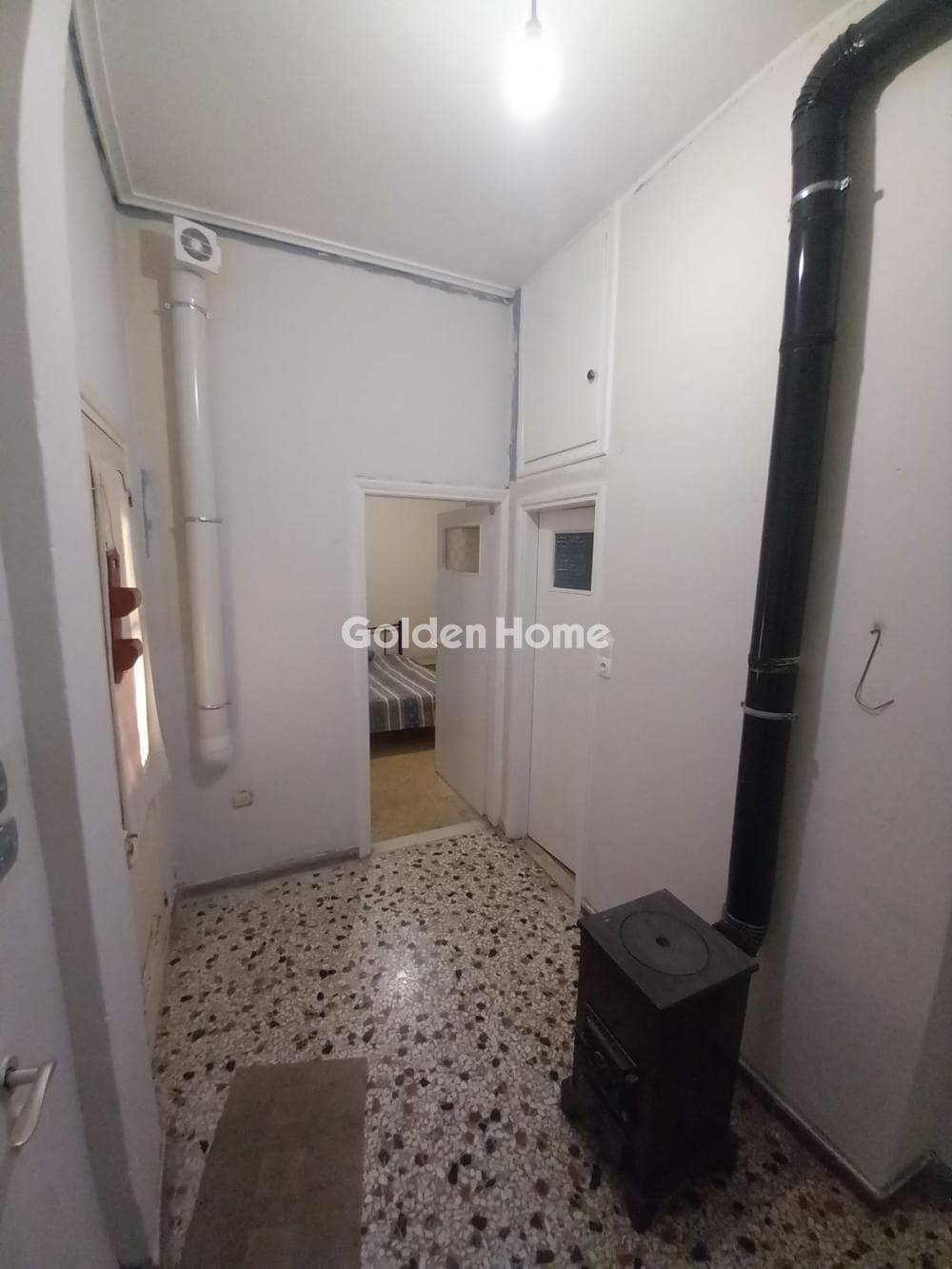 Apartment in Politeknon, Ilion — Photo 10 of 14