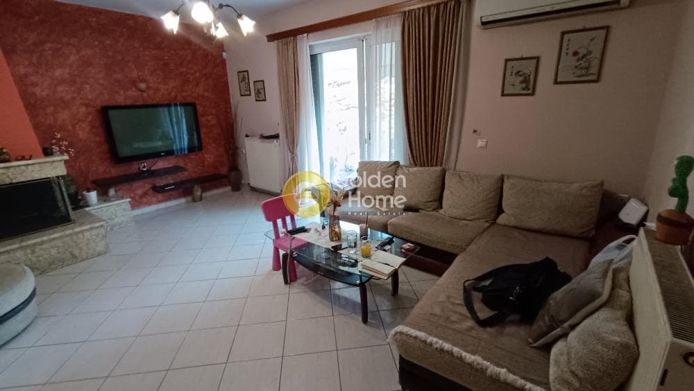 House in Neratziotissa, Marousi — Photo 1 of 26