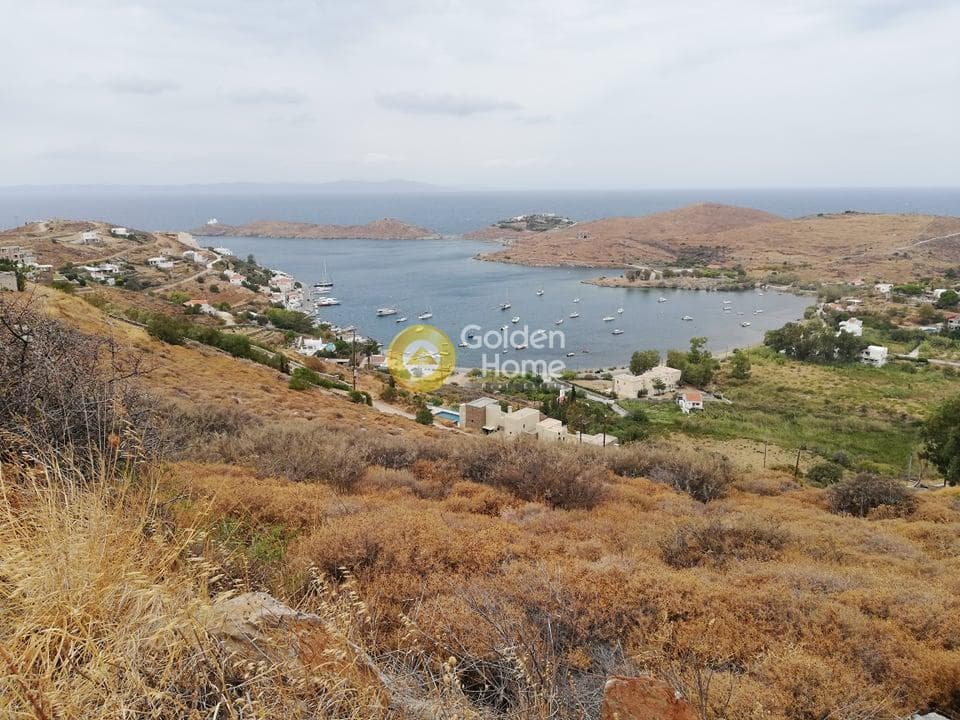 Parcel in Tzia, Kea — Photo 2 of 3