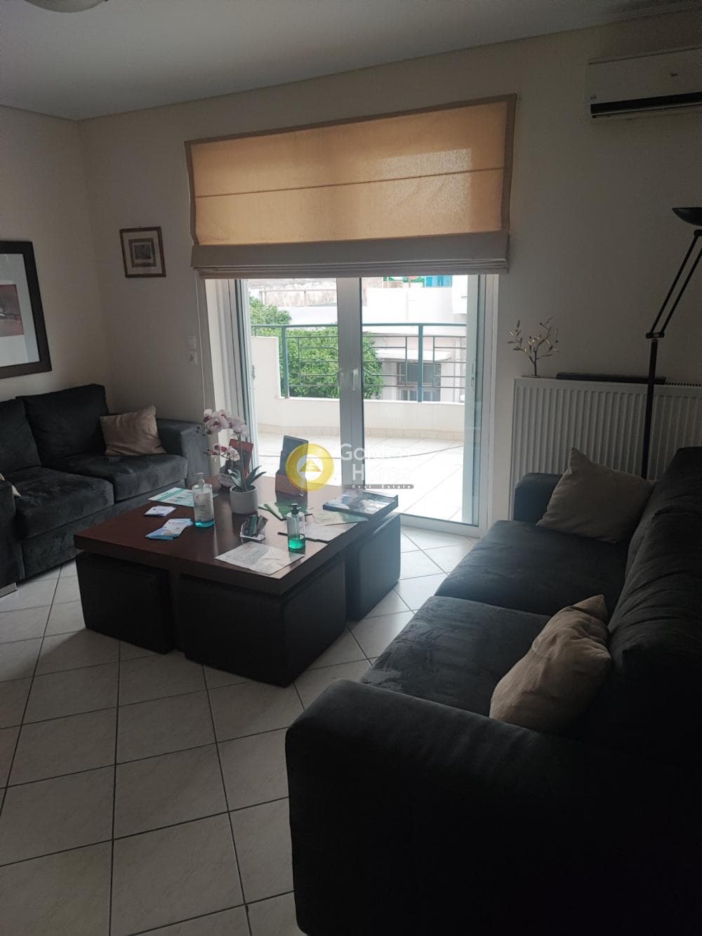 Apartment in Analipsi, Drapetsona — Photo 1 of 15