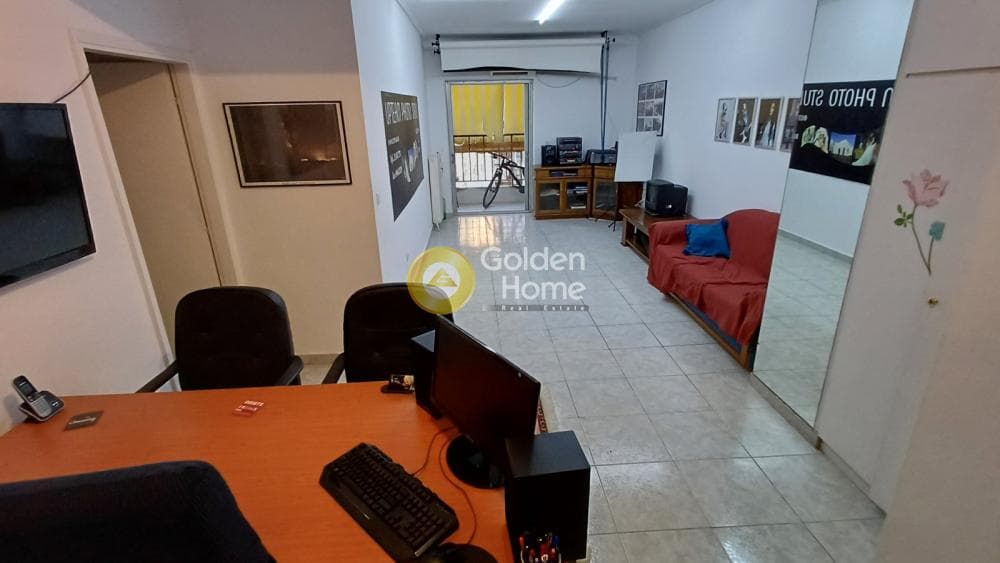 Apartment in Neo Faliro, Piraeus — Photo 2 of 13