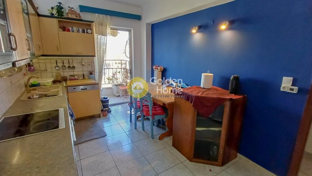Apartment in Neo Faliro, Piraeus — Photo 4 of 13