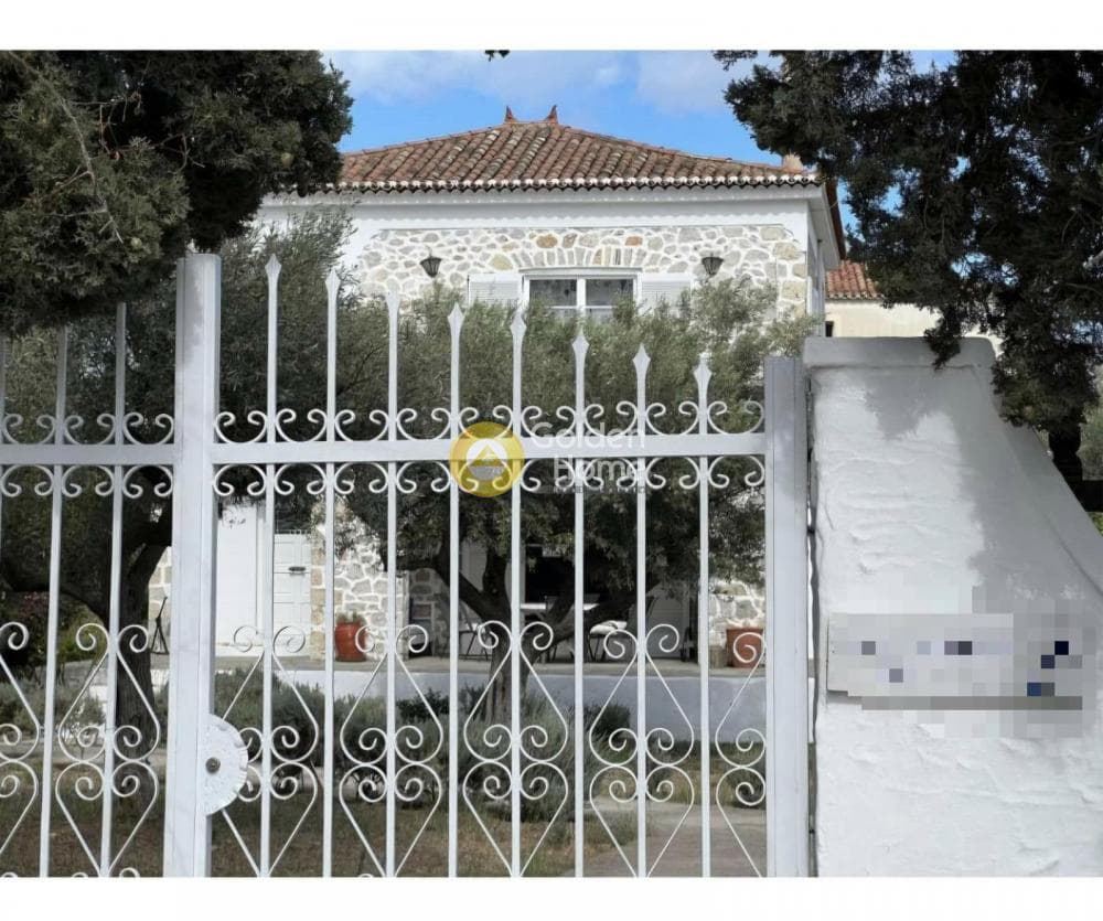 House in Moni Agion Panton, Spetses — Photo 6 of 44