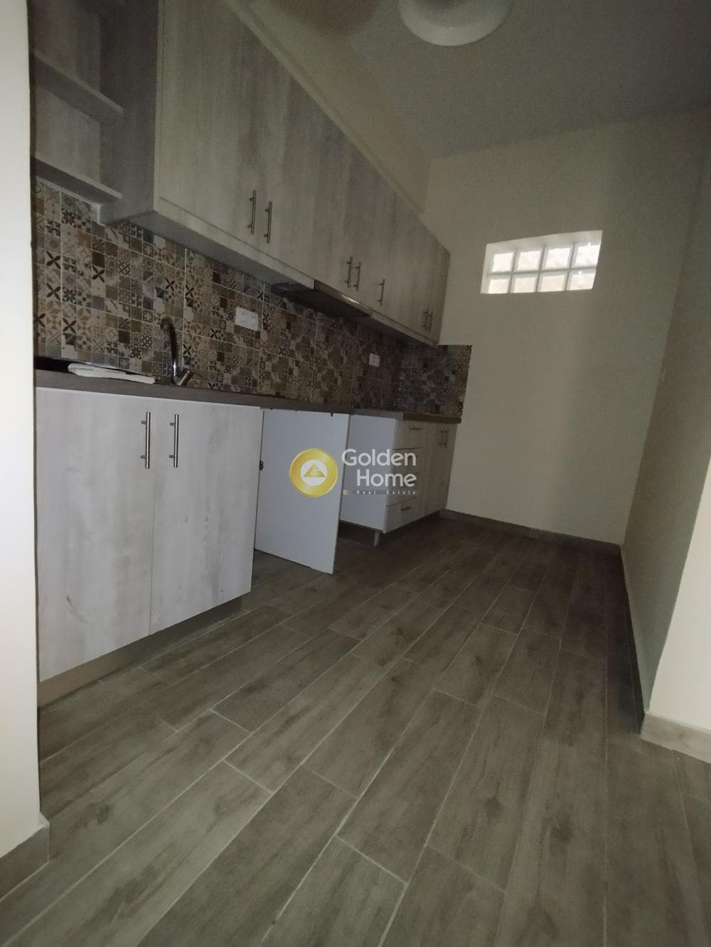 Apartment in Rouf, Tavros — Photo 19 of 32