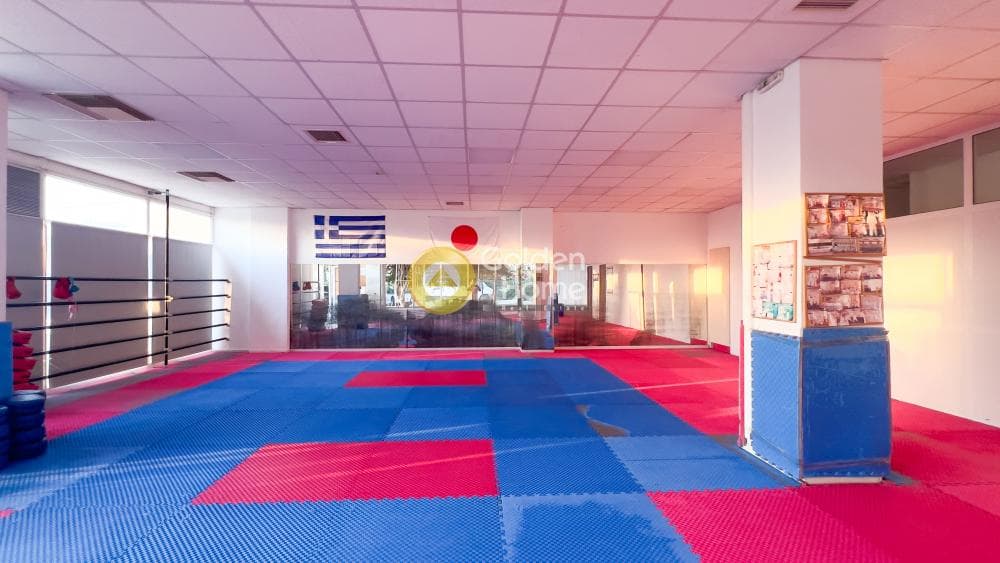 Κατάστημα στην Τερψιθέα (Πελεκάνος), Πάτρα — Φωτογραφία 3 από 7
