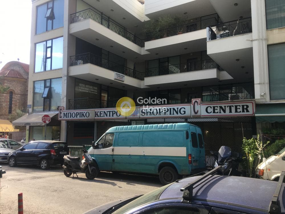 Retail Store in Plateia Davaki, Kalithea — Photo 1 of 8