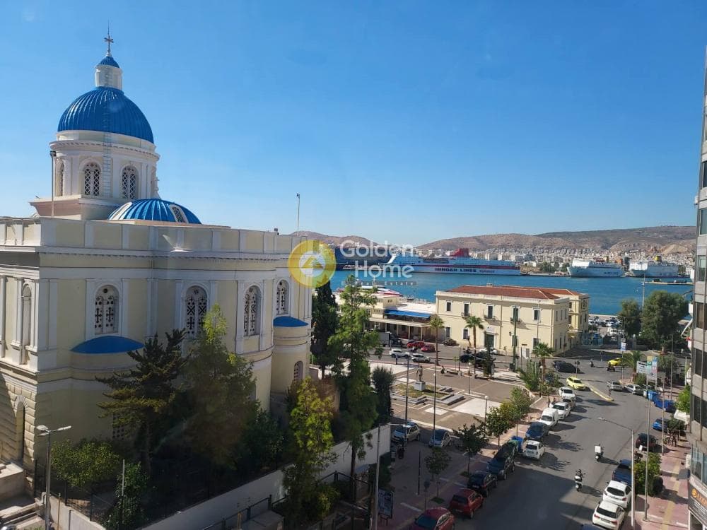 Office in Terpsithea, Piraeus — Photo 1 of 13